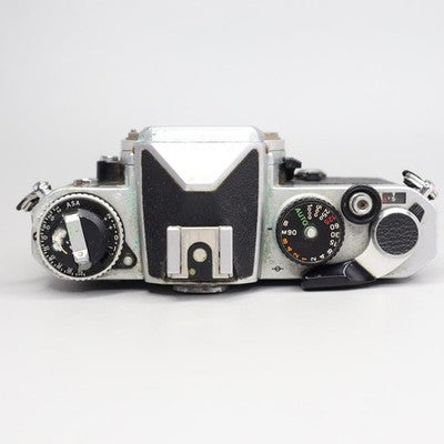 Nikon FE Reflex 35mm - Per Restauro o Ricambi
