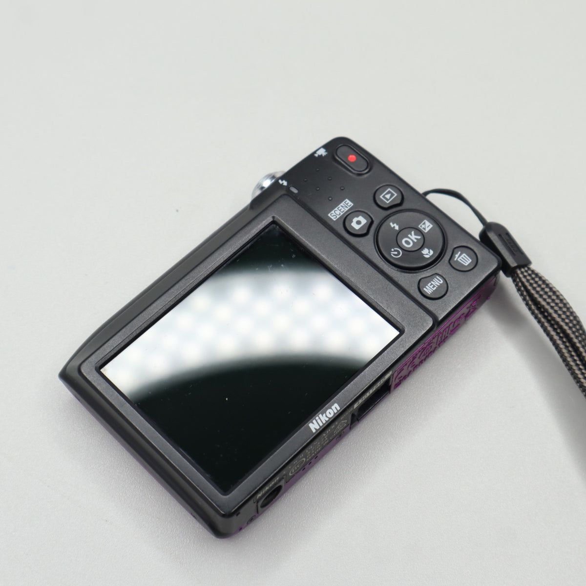 Nikon Coolpix A100 Viola - Fotocamera Digitale Compatta