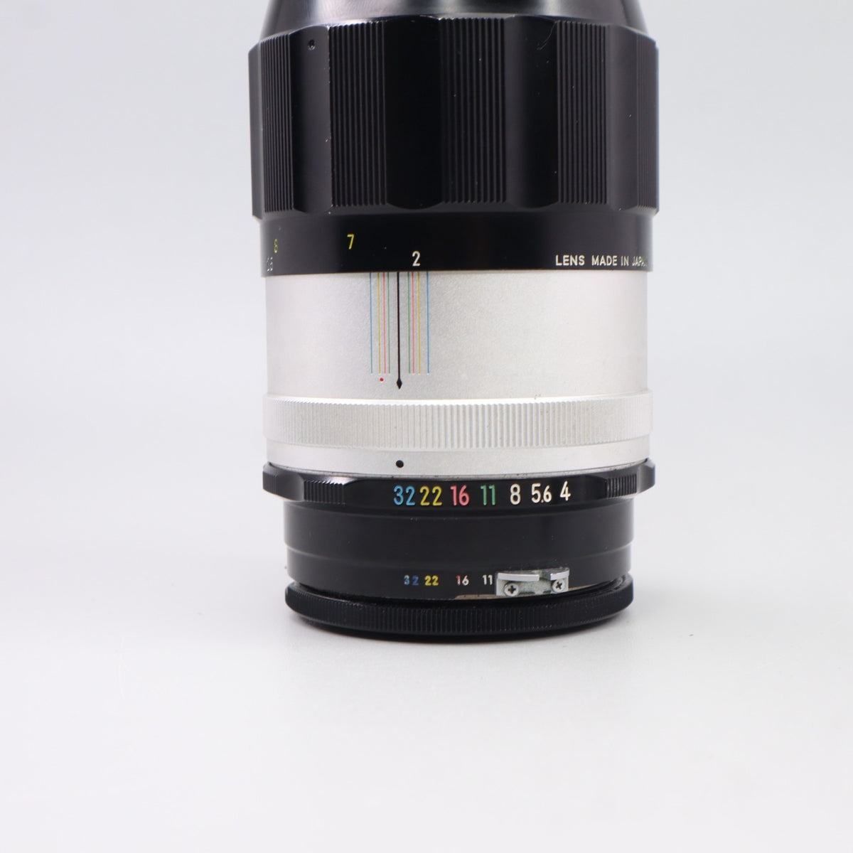 Nikon Nikkor-Q Auto 200mm f/4 Pre-AI, innesto F