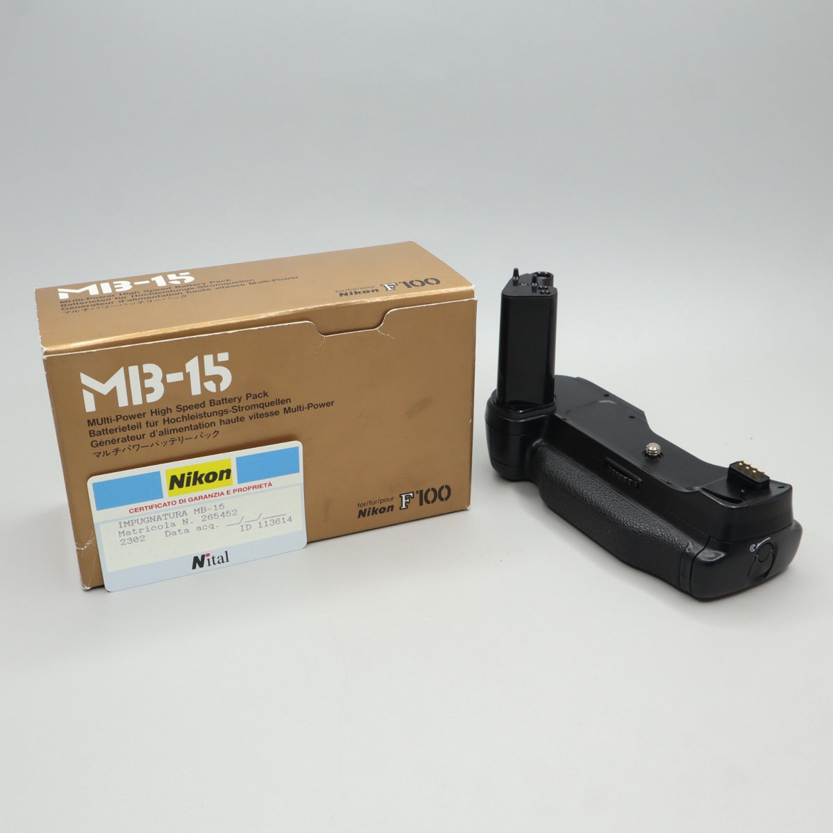 Battery Grip Nikon MB-15 per Nikon F100