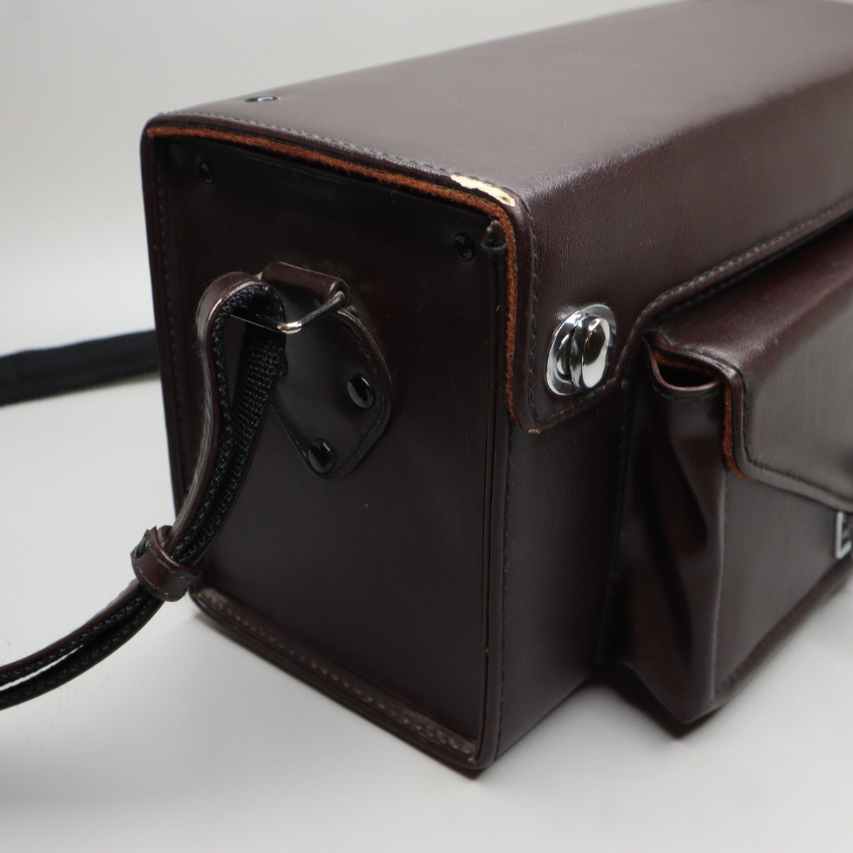 Borsa in pelle Nikon FB-17 per fotocamera