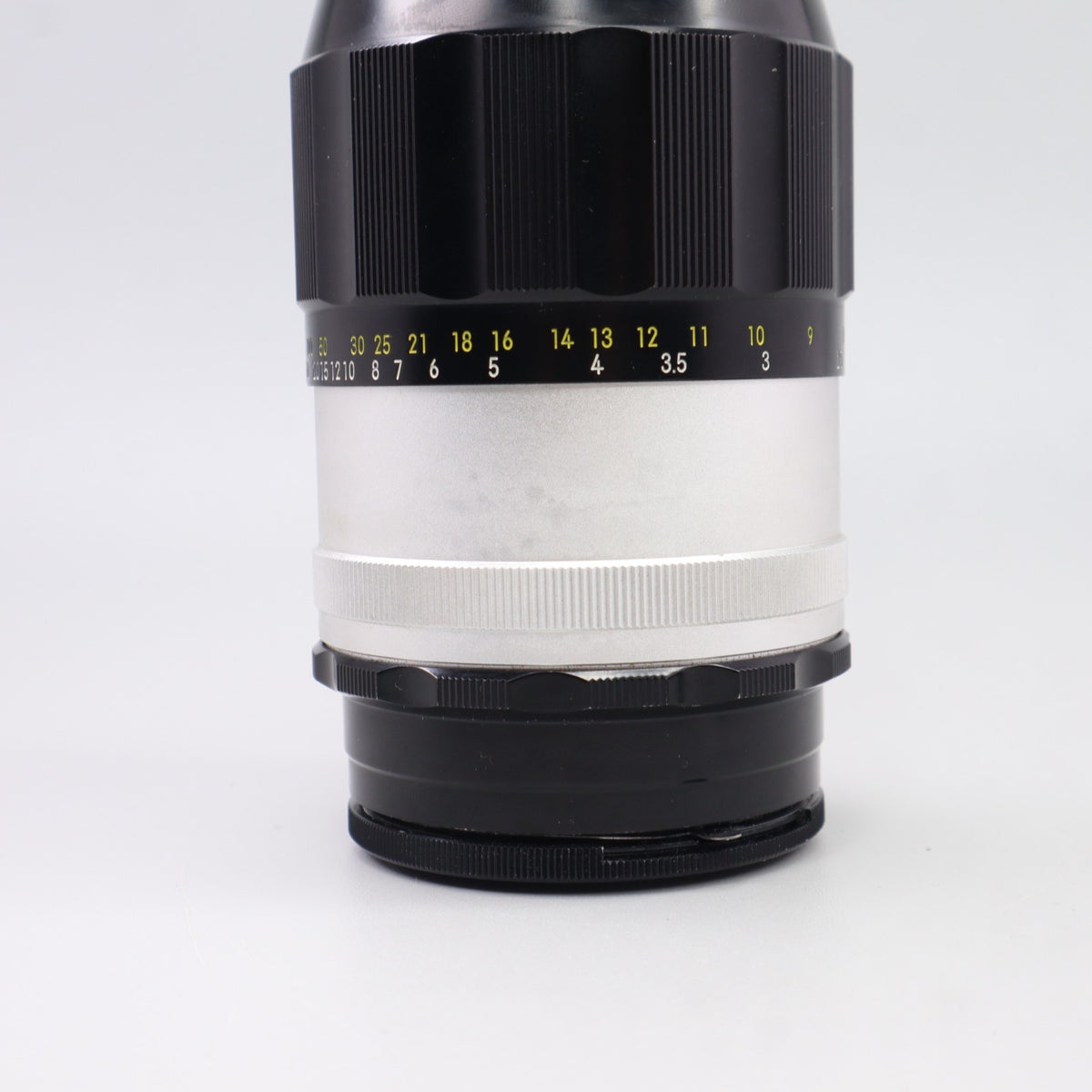 Nikon Nikkor-Q Auto 200mm f/4 Pre-AI, innesto F