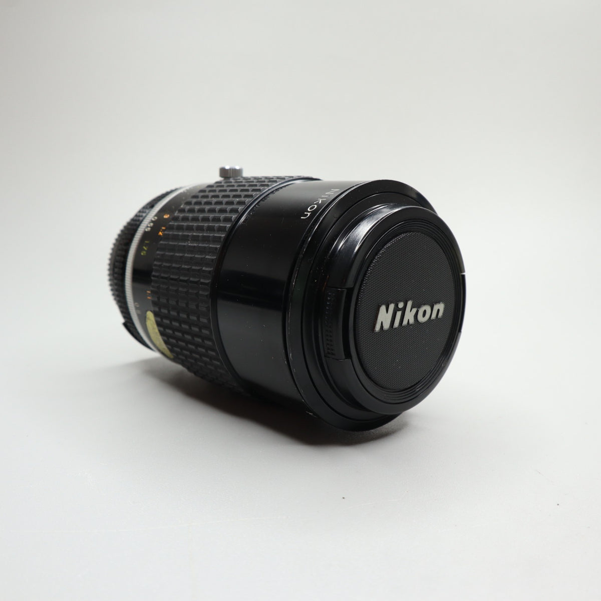Nikon Micro-Nikkor AI-S 105mm f/4