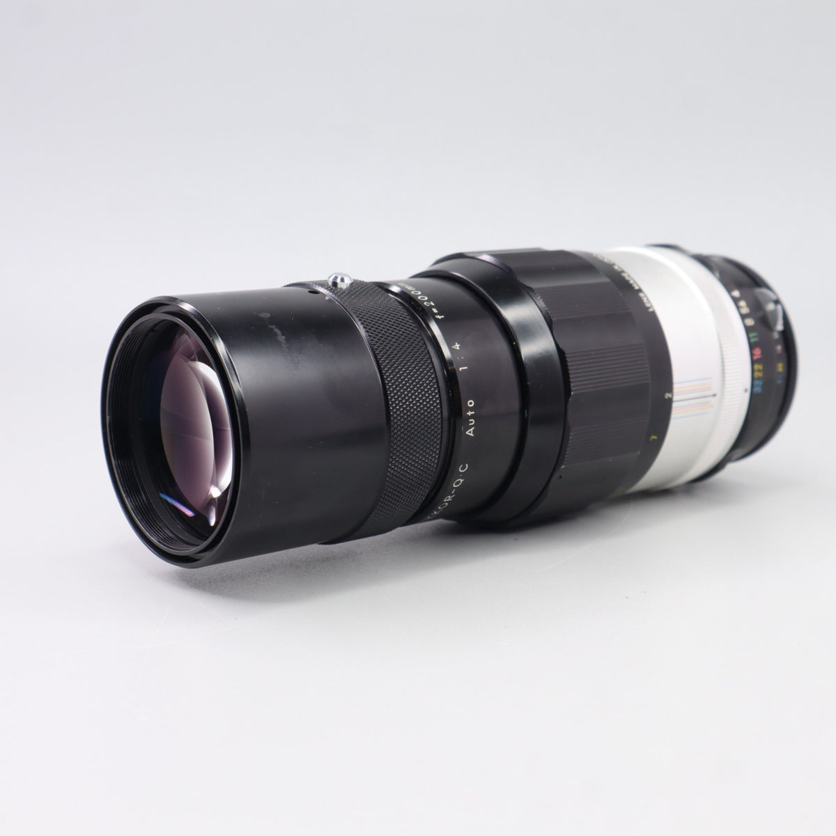 Nikon Nikkor-Q Auto 200mm f/4 Pre-AI, innesto F