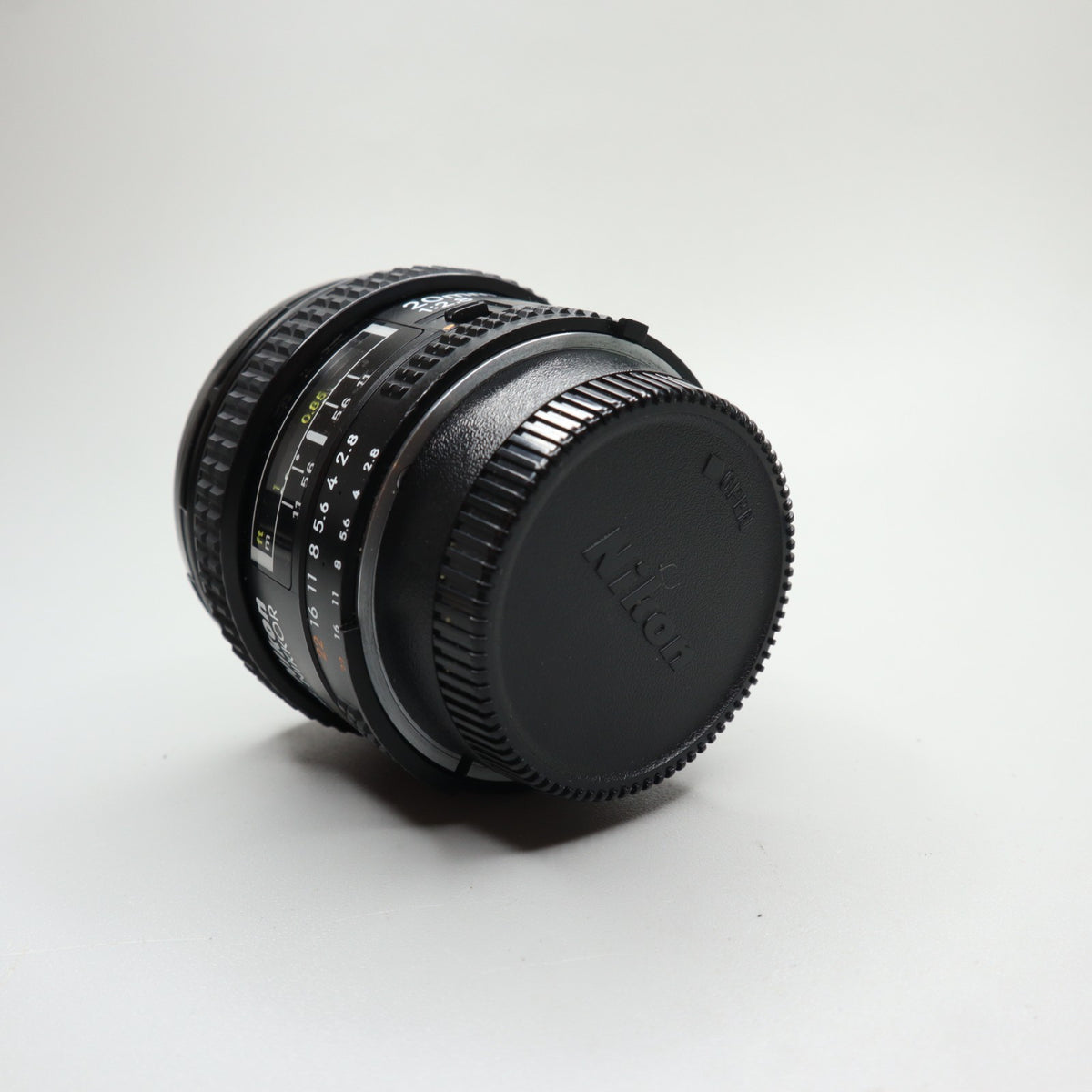 Nikon AF Nikkor 20mm f/2.8 - Obiettivo Grandangolare