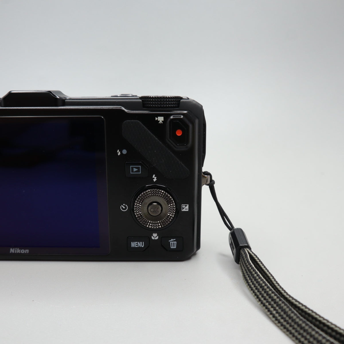 Nikon Coolpix S9300 16MP – Fotocamera Digitale Nera