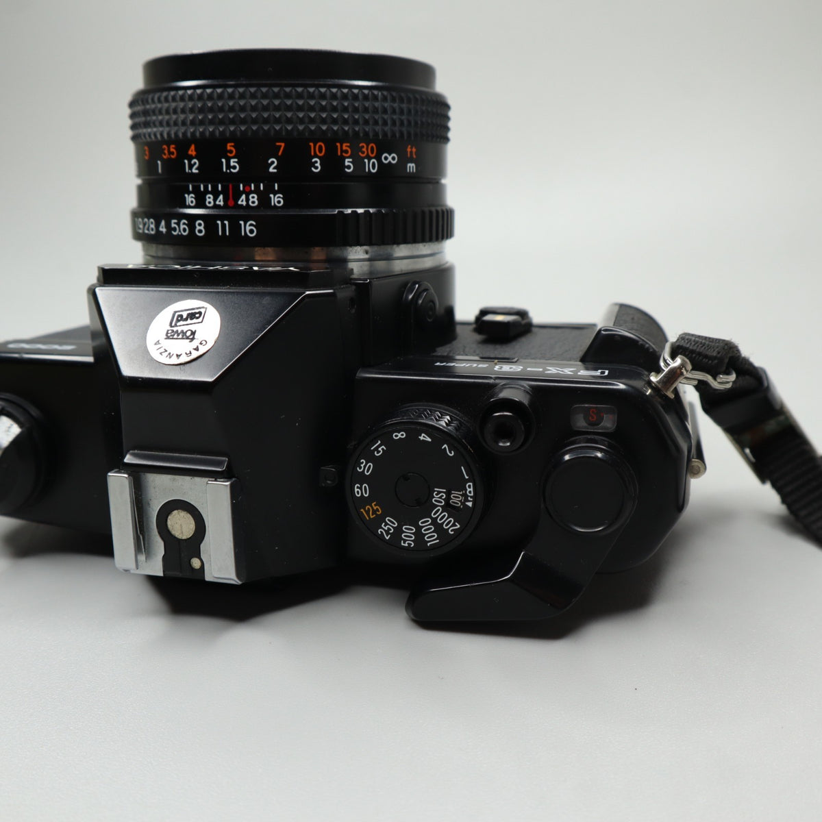 Yashica FX-3 Super 2000 con obiettivo ML 50mm f/1.9
