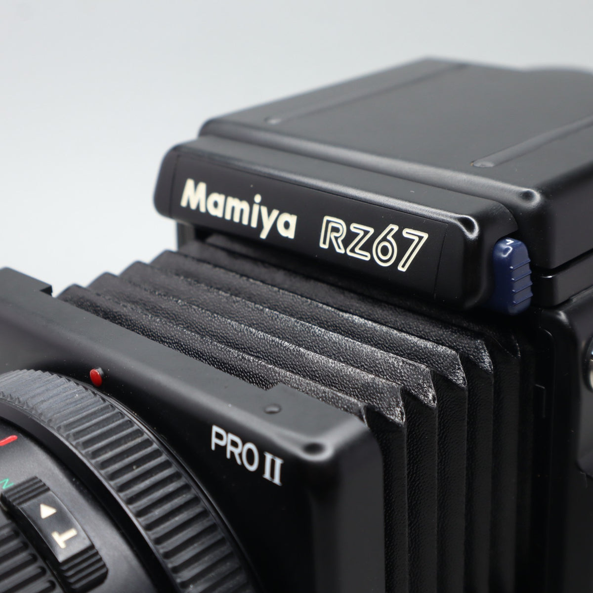 Mamiya RZ67 Pro II con obiettivo Sekor Z 110mm f/2.8