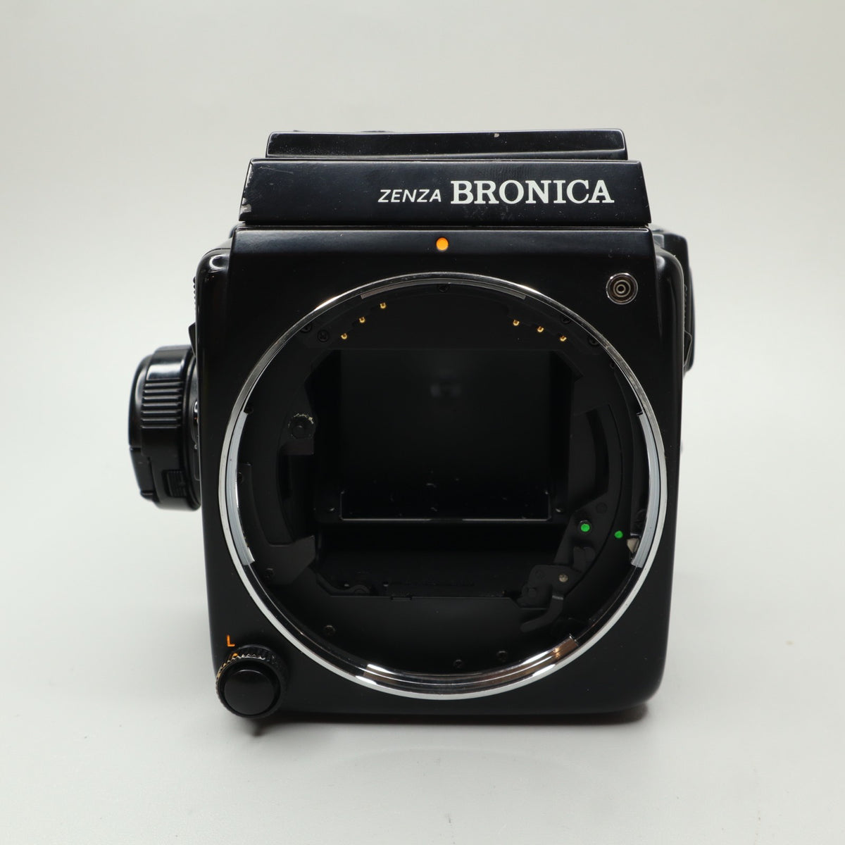 Zenza Bronica SQ-Ai con obiettivo 80mm f/2.8 e magazzino 120