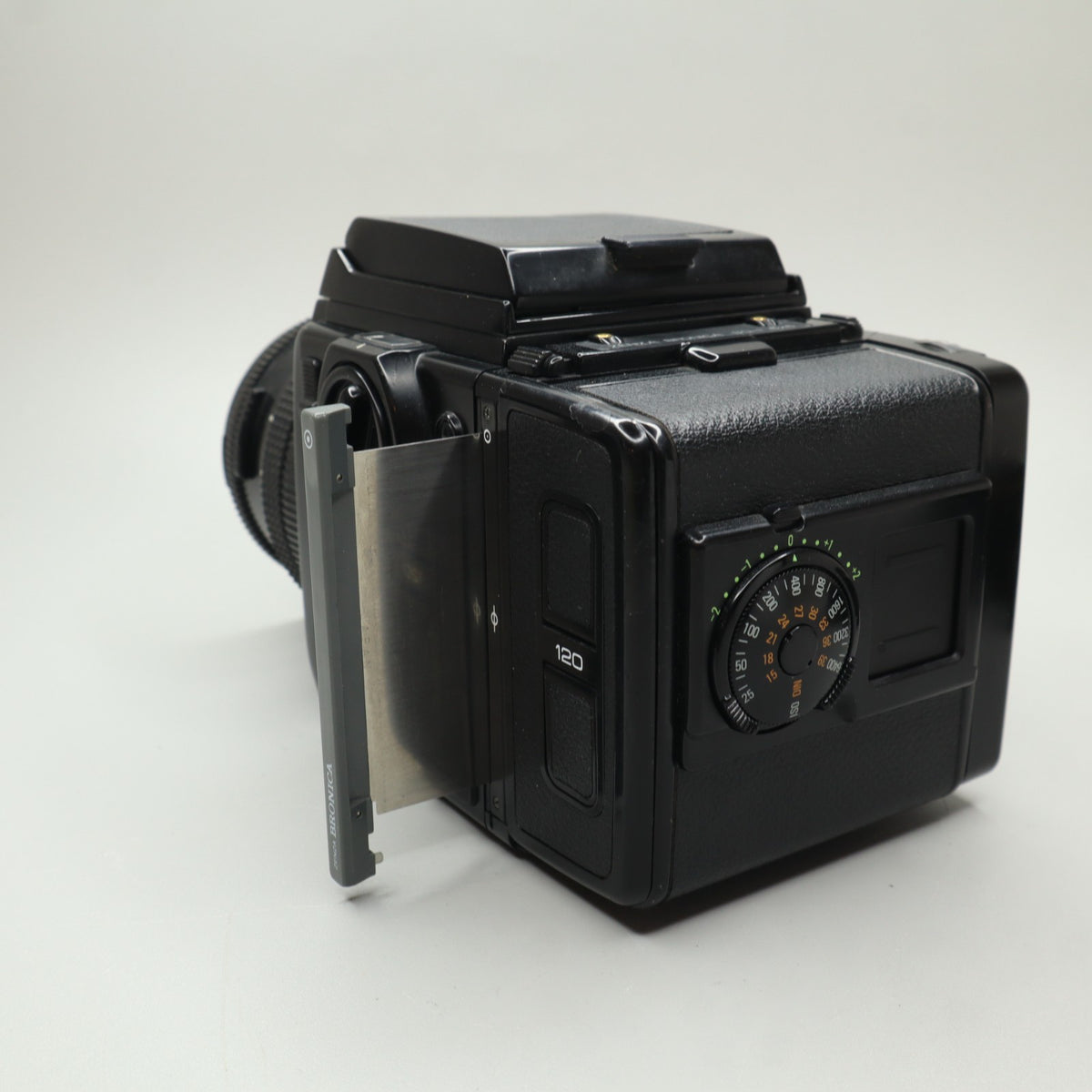 Zenza Bronica SQ-Ai con obiettivo 80mm f/2.8 e magazzino 120