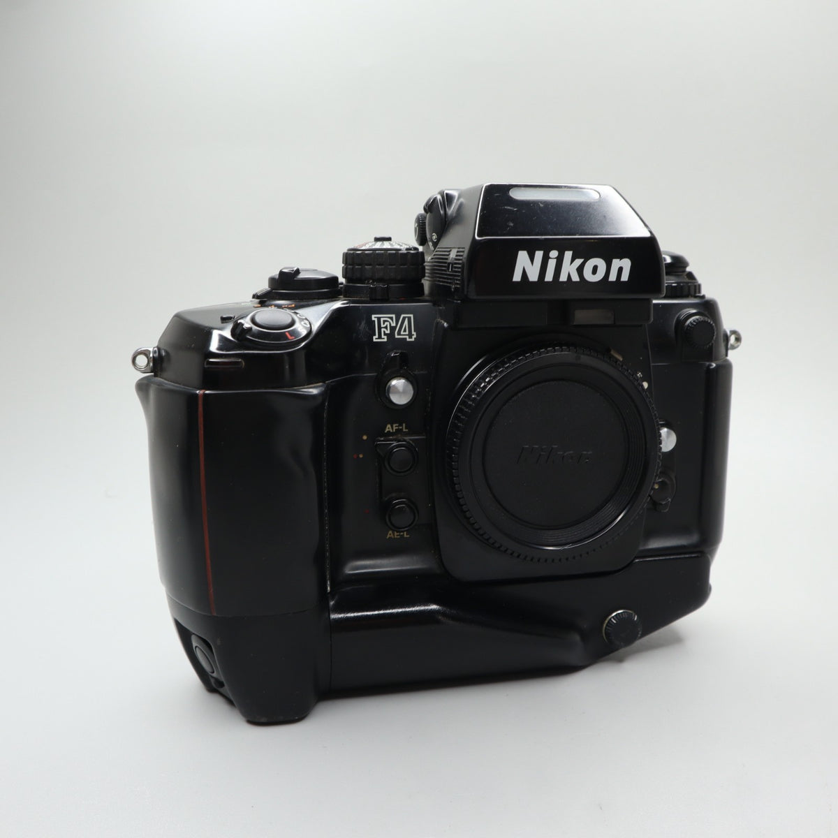 Nikon F4S con battery grip MB-21 - per ricambi