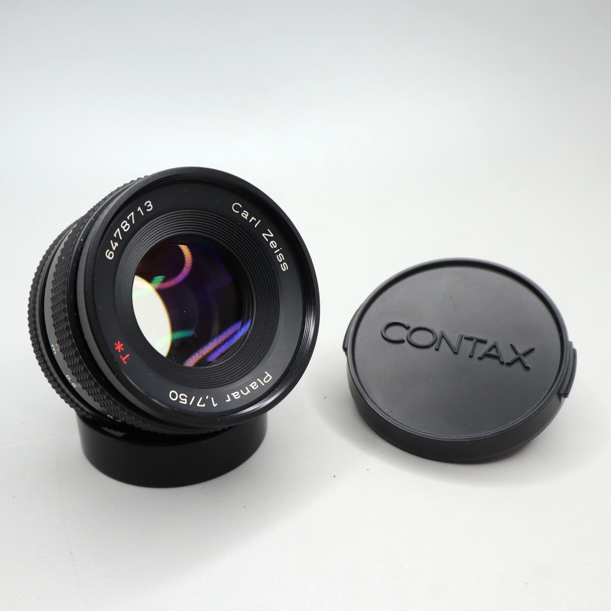 Carl Zeiss Planar 50mm f/1.7 T* attacco Contax/Yashica