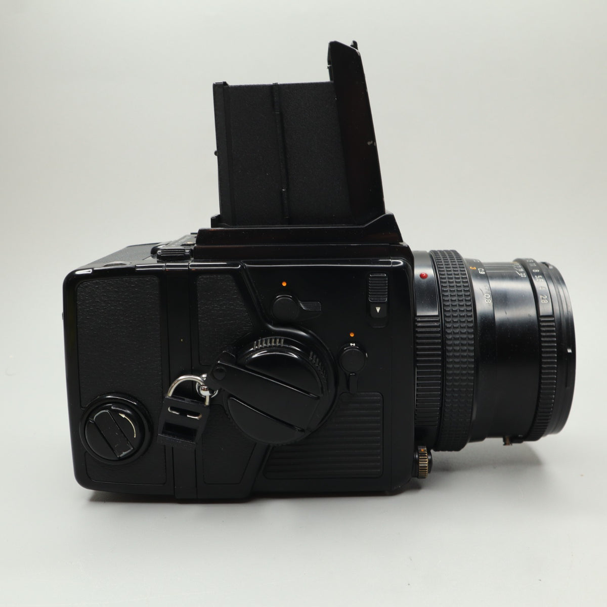 Zenza Bronica SQ-Ai con obiettivo 80mm f/2.8 e magazzino 120