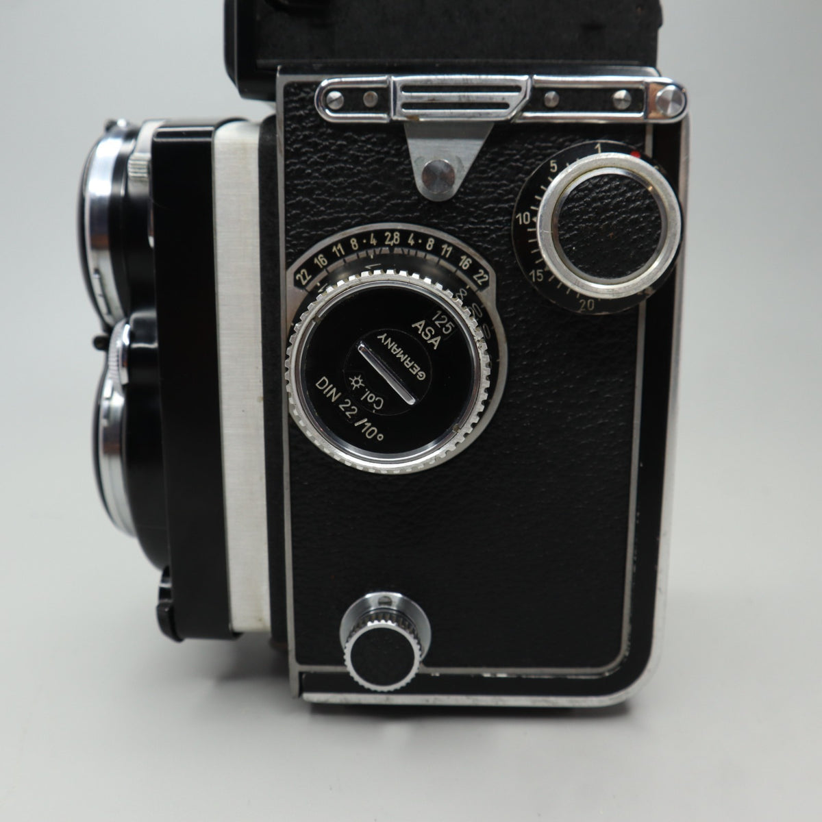 Rolleiflex 2.8C TLR con Ottica Xenotar 80mm f/2.8