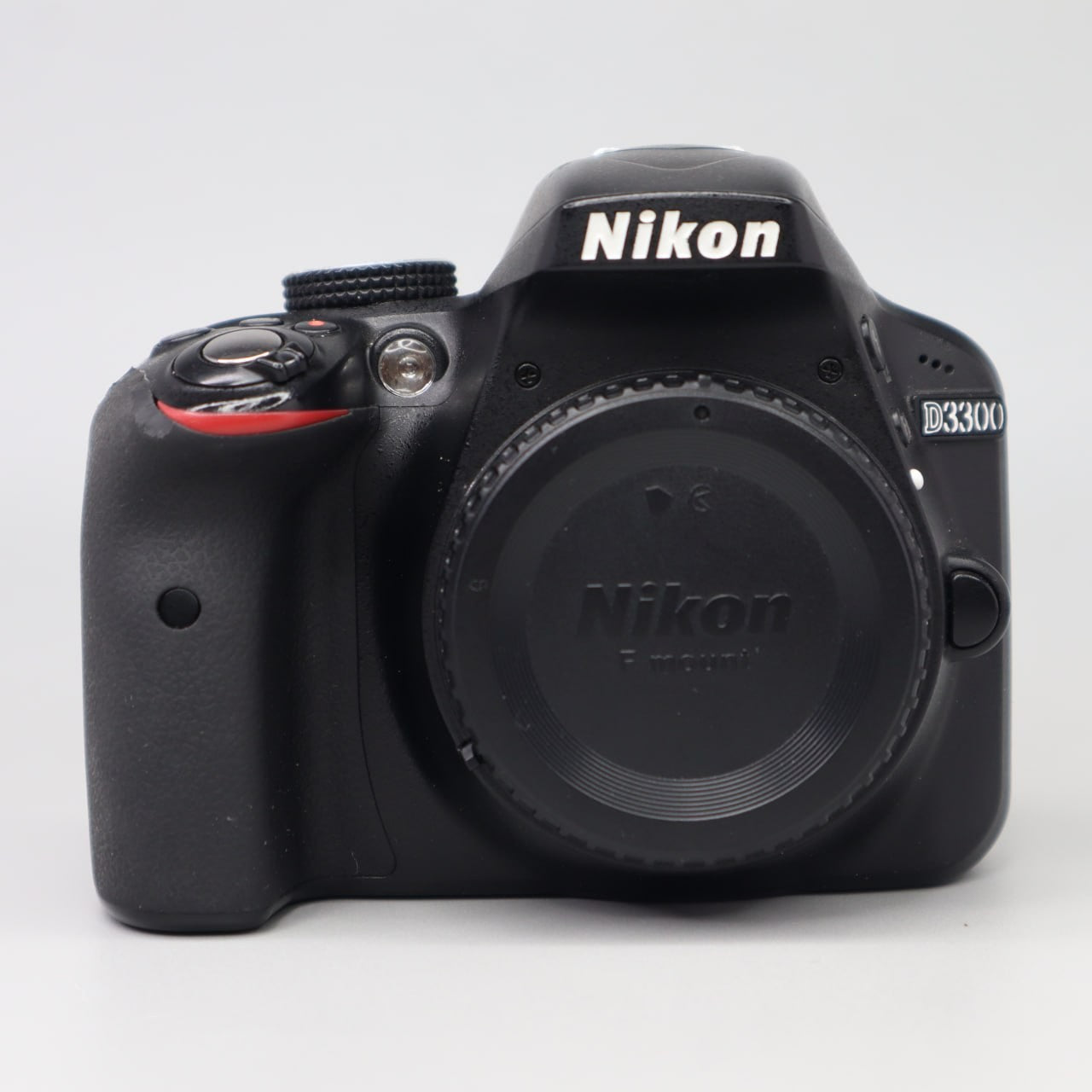 Nikon D3300 Solo Corpo Macchina Reflex Usata ~26.000 Scatti + Batteria e Caricat