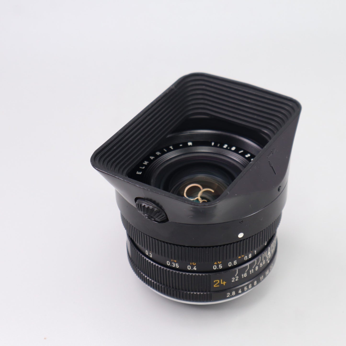 Leitz Leica Elmarit R 1:2,8 / 24mm / f 2,8