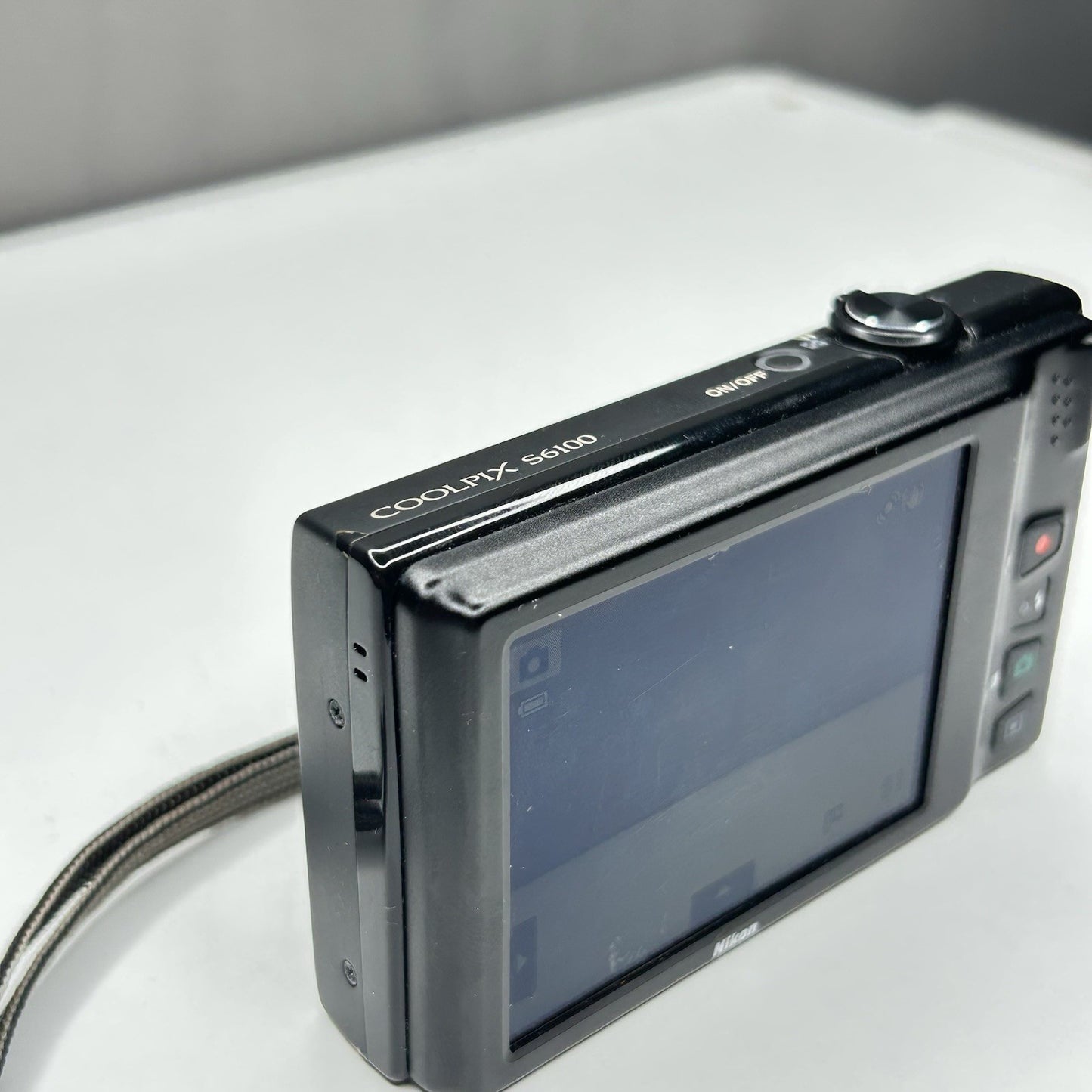 Fotocamera NIKON COOLPIX S6100 Digitale Compatta Nera 16.0 MP - 7x Zoom